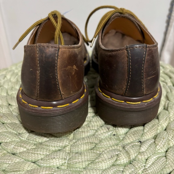 Dr. Martens 1561 VTG Brown Leather 4 Eye England Made Lace Up Oxford Shoes - Picture 3 of 8
